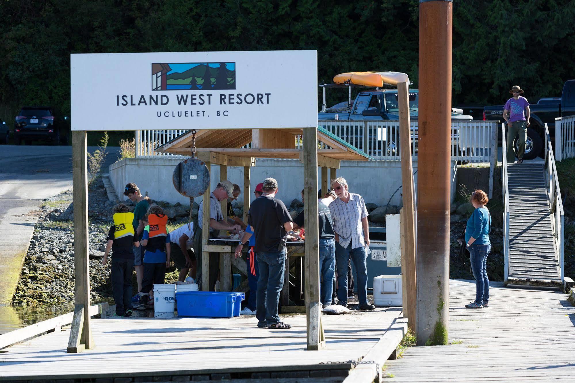 Island West Resort Ucluelet Dış mekan fotoğraf